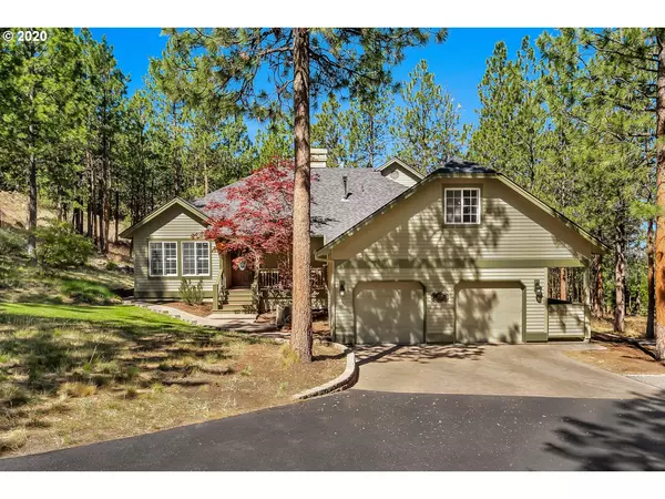 2901 NW THREE SISTERS DR, Bend, OR 97703