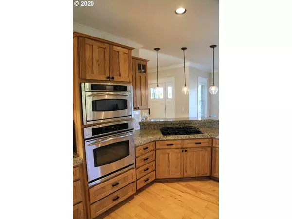 Baker City, OR 97814,915 QUAIL RIDGE LN