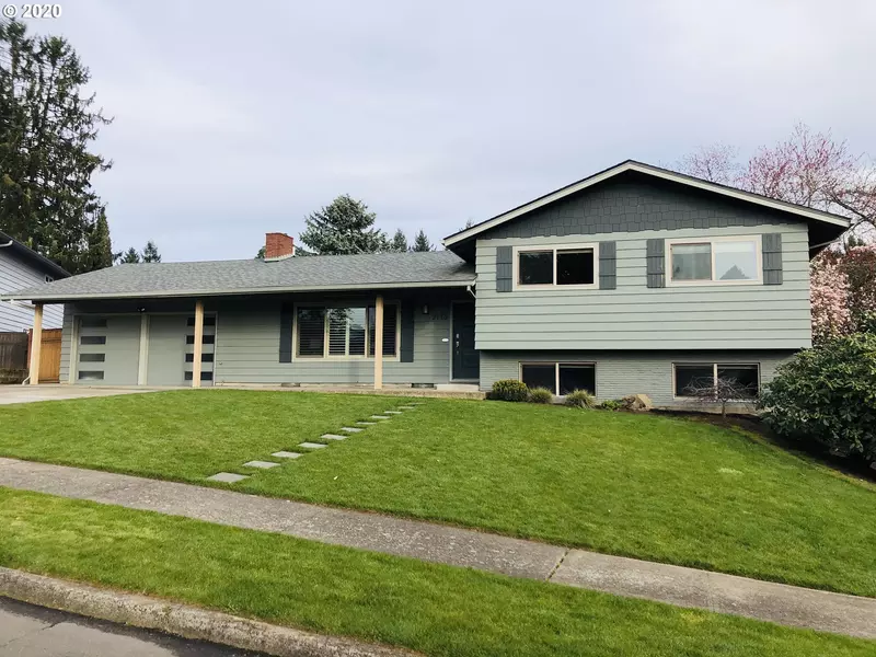 2110 SW WARWICK AVE, Portland, OR 97225