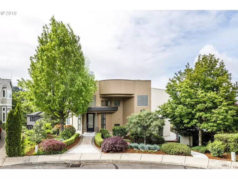 1711 NW ASHBY CT, Portland, OR 97229