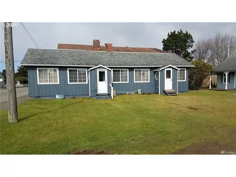 312 N Pacific AVE, Long Beach, WA 98631