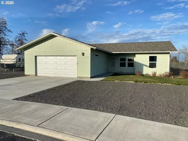 524 ELZORA LOOP, Milton Freewater, OR 97862