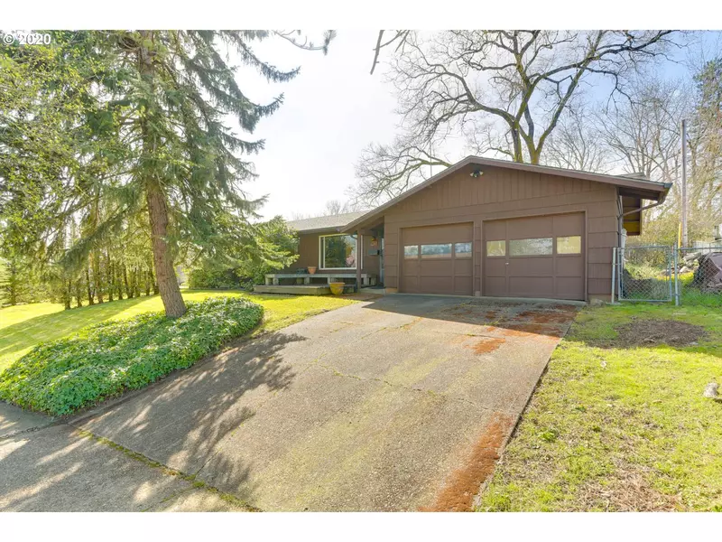 7075 SW BEL AIRE DR, Beaverton, OR 97008