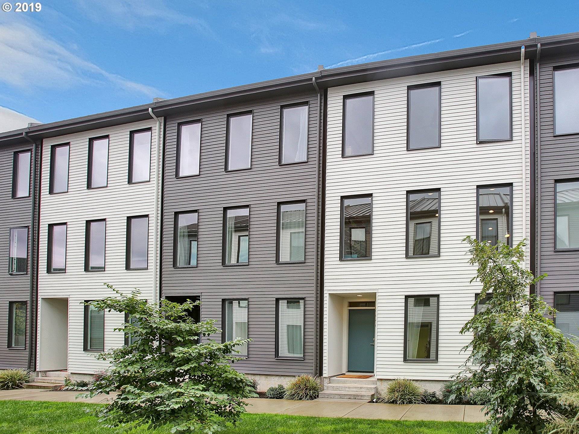 6646 SE 16TH AVE, Portland, OR 97202