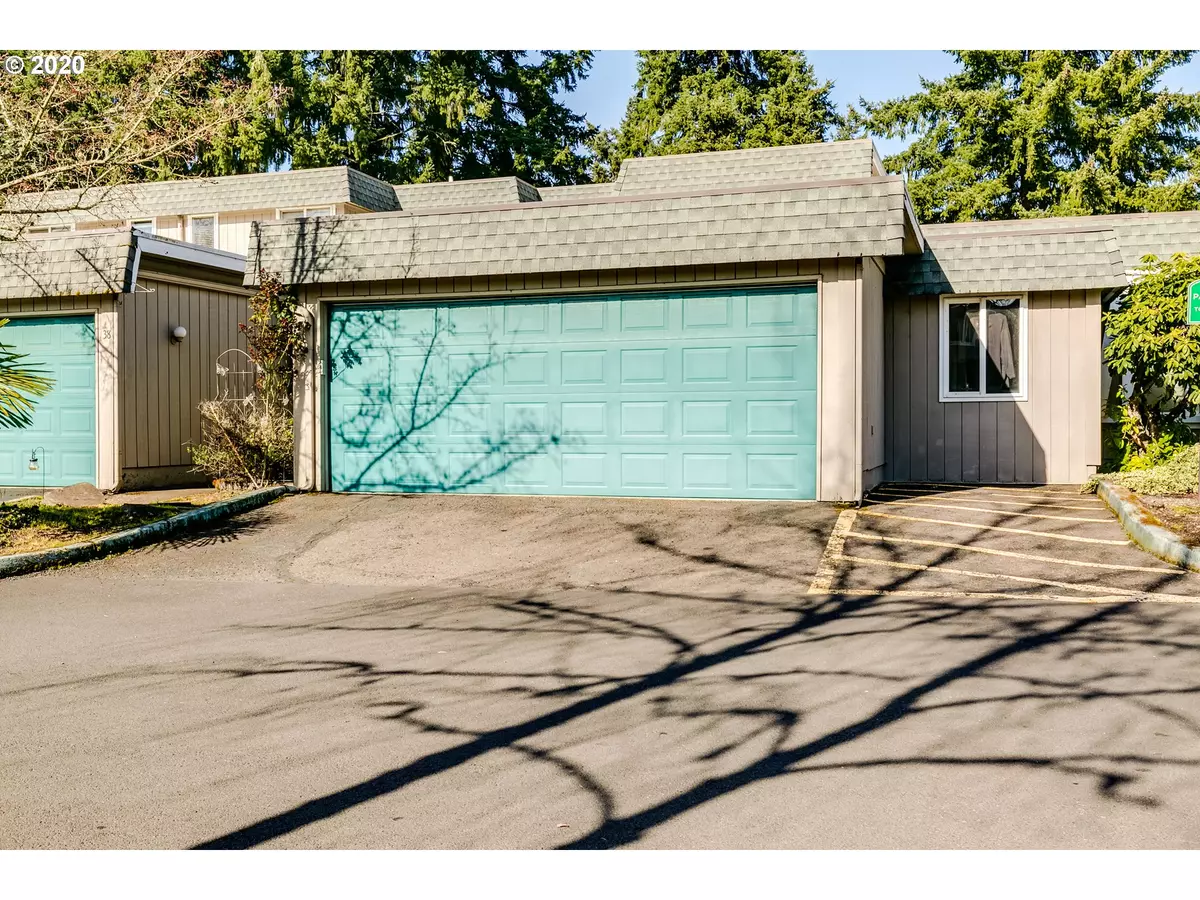 Eugene, OR 97401,1500 NORKENZIE RD #37