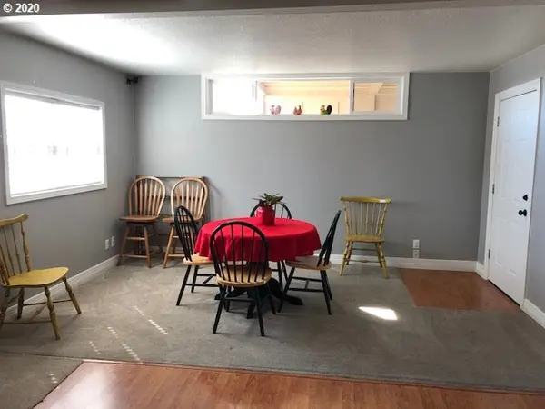 St Helens, OR 97051,105 HELENA ST