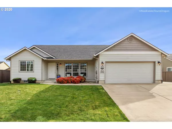 284 SW BLUE HERON CT, Mc Minnville, OR 97128