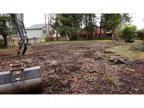 Eugene, OR 97404,124 CORLISS LN