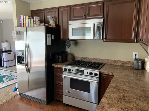 4223 SE ANDEREGG DR, Portland, OR 97236