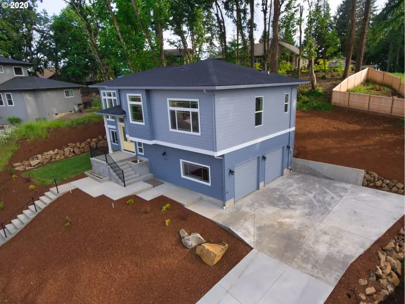 3621 River Heights DR, Springfield, OR 97477