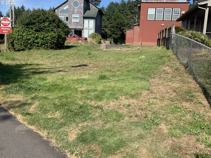 2200 SW Bard LOOP, Lincoln City, OR 97367