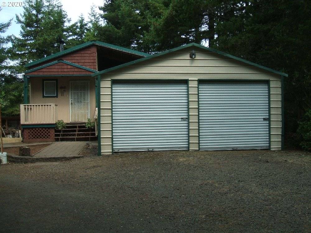Florence, OR 97439,38 EASY ST