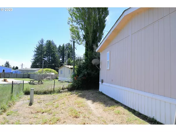 Brookings, OR 97415,95619 COVERDELL RD #31