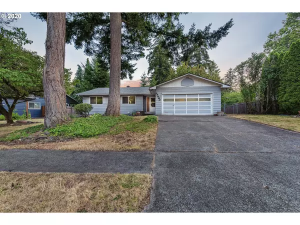 Milwaukie, OR 97267,16733 SE FIRCREST CT