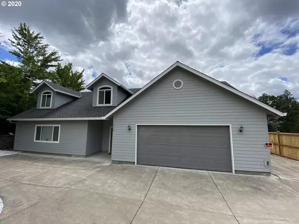 Eugene, OR 97403,2714 Moon Mountain DR