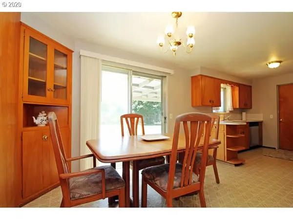 2133 OTTO ST, Springfield, OR 97477