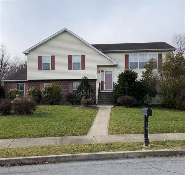 Palmer Twp, PA 18045,141 Debbie Lane