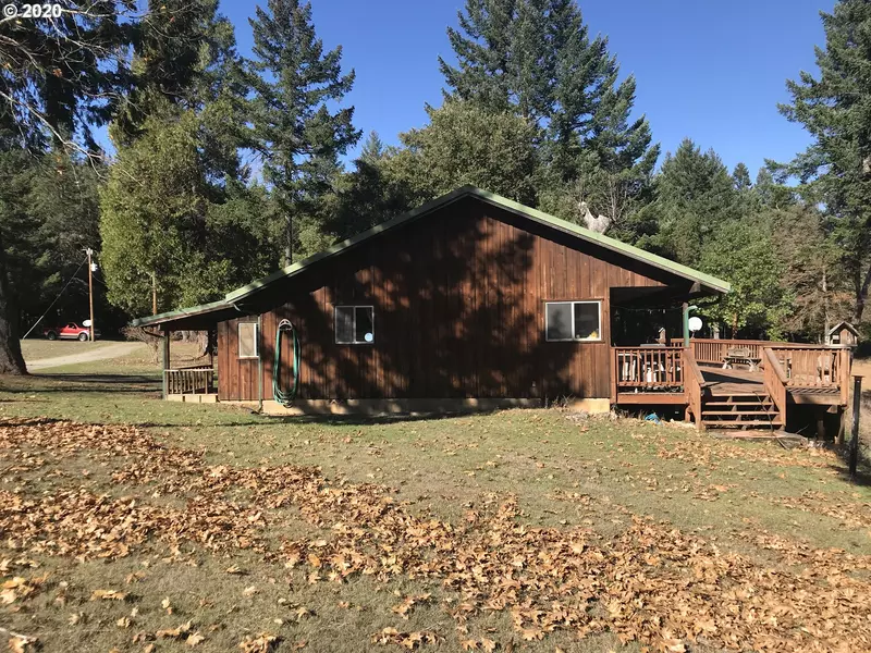 33869 SPUD RD, Agness, OR 97406