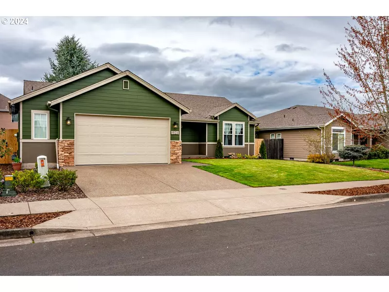 1926 ANTELOPE CIR, Albany, OR 97321