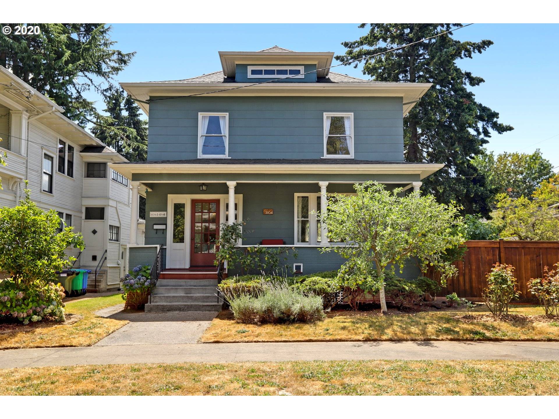 3104 SE MAIN ST, Portland, OR 97214