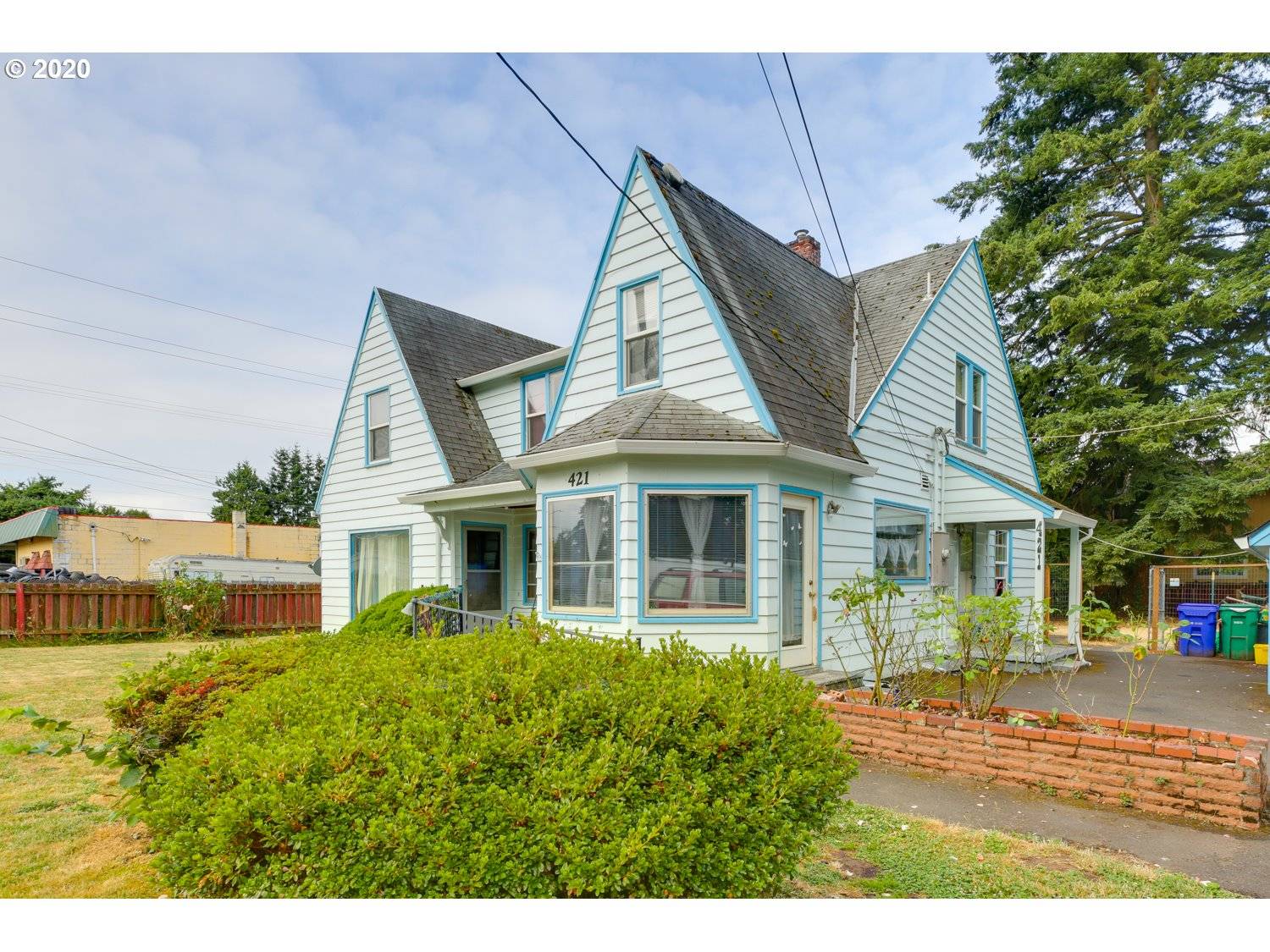Portland, OR 97233,421 SE 141ST AVE