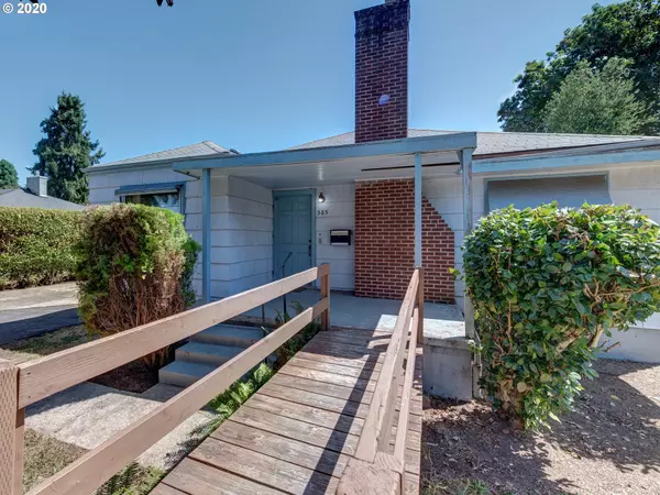 Eugene, OR 97401,585 OAKWAY RD