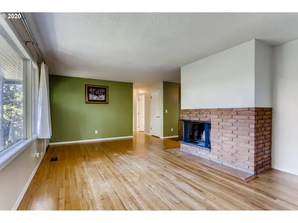 11230 SW 90TH AVE, Tigard, OR 97223