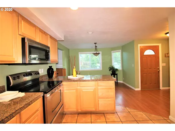 Eugene, OR 97401,3795 KEELER AVE