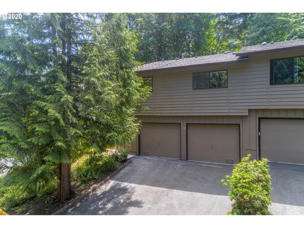 3867 SW CANBY ST, Portland, OR 97219