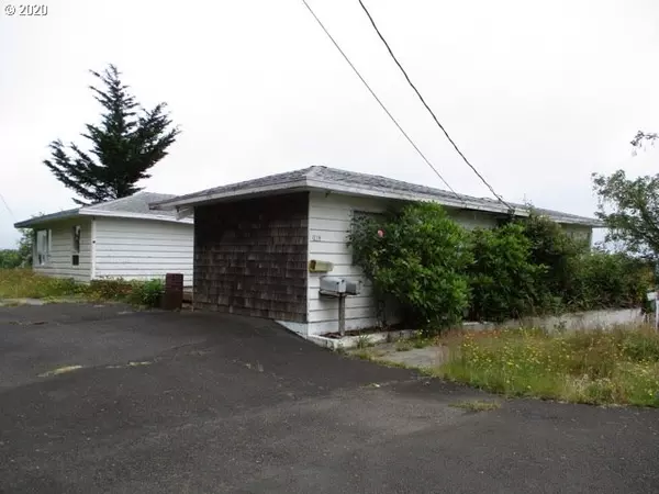 218 Franklin AVE, Astoria, OR 97103