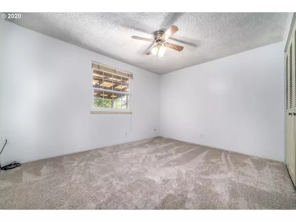 Halsey, OR 97348,840 CENTENNIAL CT