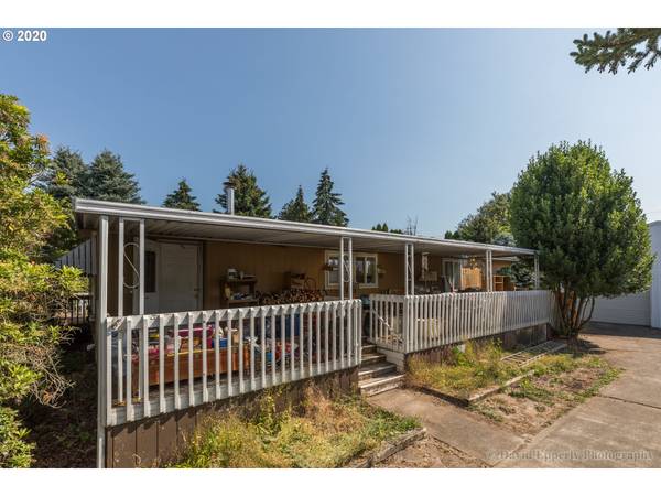 22052 FLORAL AVE NE, Aurora, OR 97002