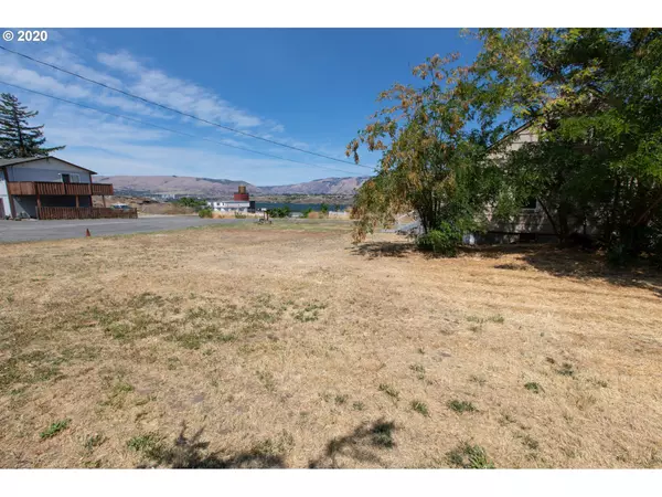 The Dalles, OR 97058,904 Clark St. #Lot