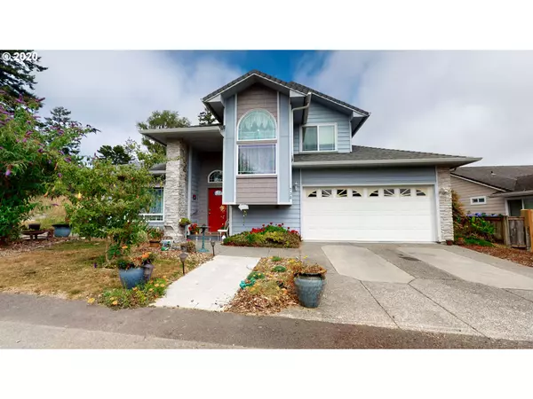 Brookings, OR 97415,730 CLAIR LN