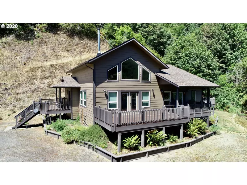 3150 N FORK SMITH RIVER RD, Reedsport, OR 97467