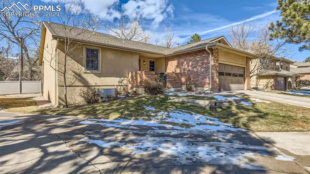 Colorado Springs, CO 80906,2168 Glenhill RD