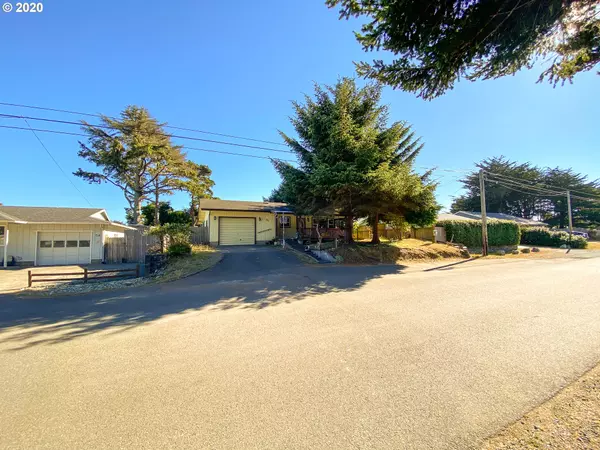 Bandon, OR 97411,725 8TH ST SW