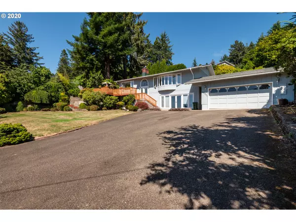 North Bend, OR 97459,93931 BRIDGE VIEW LN