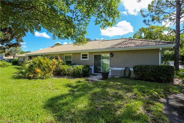 Naples, FL 34110,290 Emerald Bay CIR L1