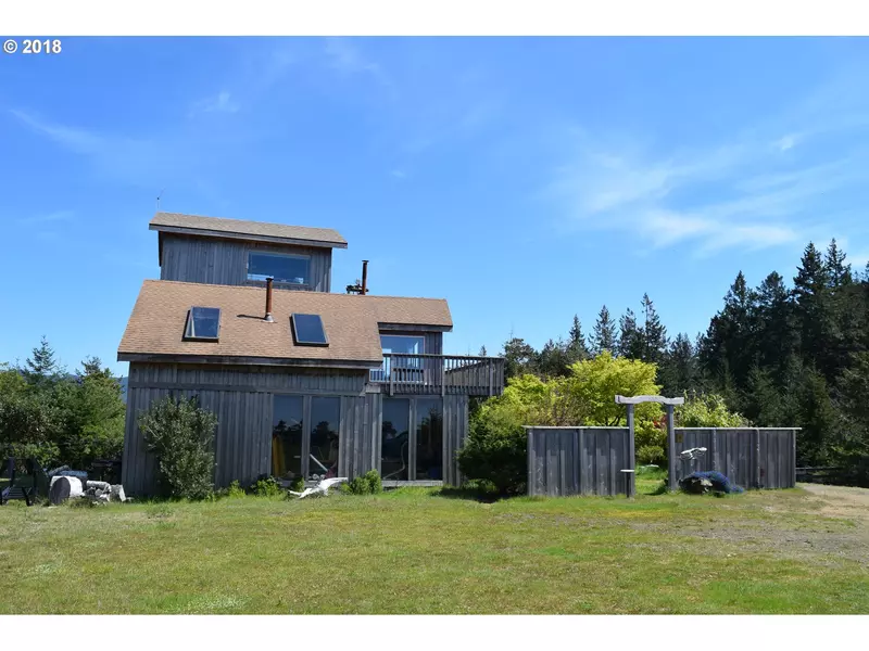 32255 Cedar Valley RD, Gold Beach, OR 97444