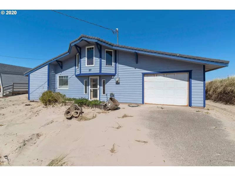 37 NW OCEANIA DR, Waldport, OR 97394