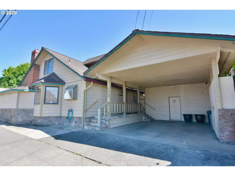 295 N BAXTER, Coquille, OR 97423