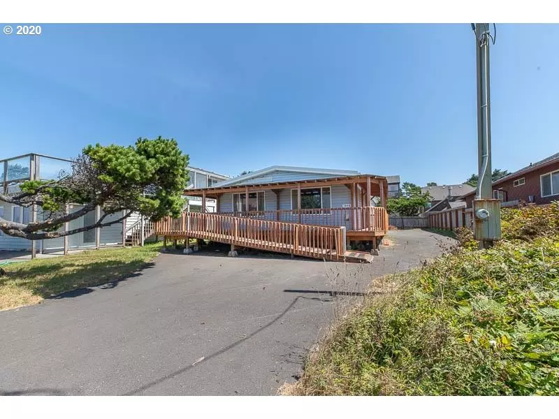 7040 NEPTUNE AVE, Gleneden Beach, OR 97388