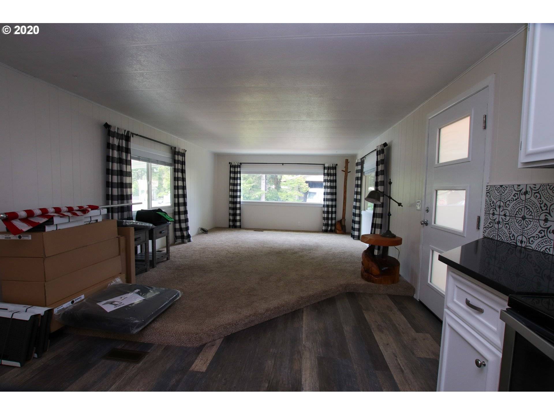 Florence, OR 97439,1600 RHODODENDRON DR #291