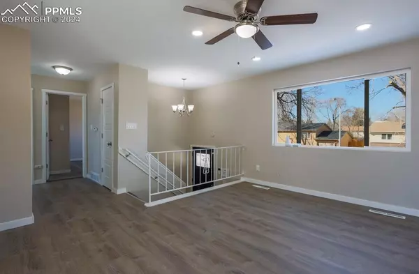 Colorado Springs, CO 80910,3675 Darkwood PL