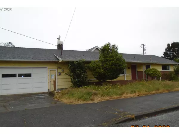 1614 5TH ST, Tillamook, OR 97141