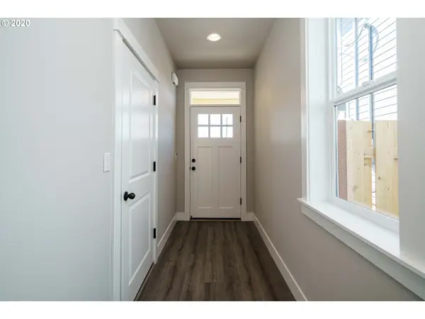 7161 SE ALBERTA ST, Portland, OR 97206