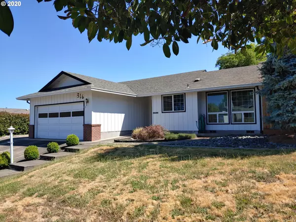 316 CHANDLER DR, Roseburg, OR 97471