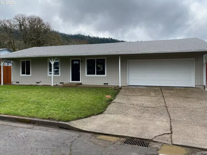 363 DONALD TER, Myrtle Creek, OR 97457