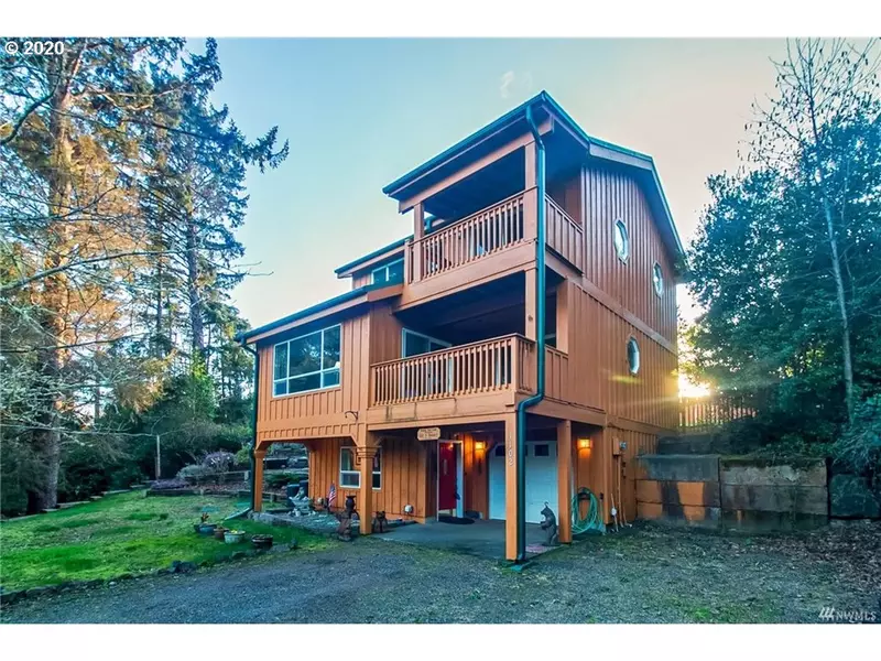 1102 309TH PL, Ocean Park, WA 98640